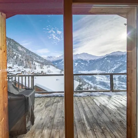 5br Iconic Chalet - What'app - 0034-635-520-036 - For Reservations! Villa